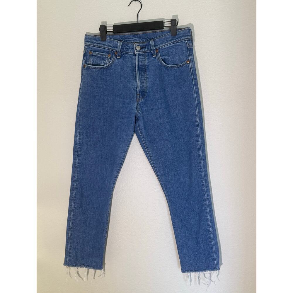 Levi’s 501 Button Fly Cropped Raw Hem Jeans Women’s Straight Leg Cotton￼size 29